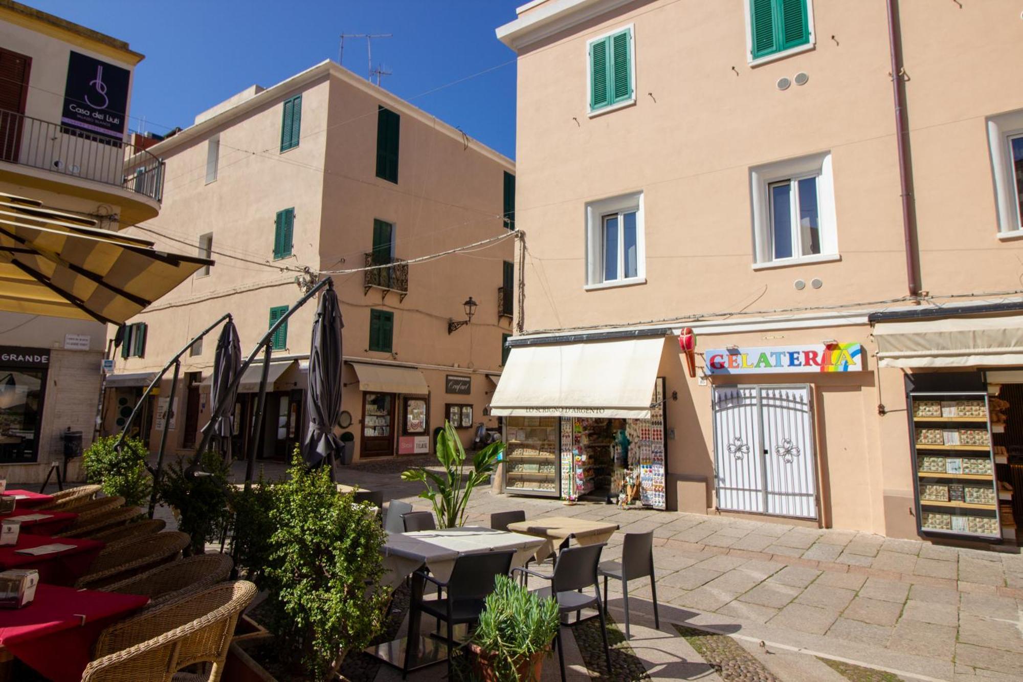 Alghero Appartamento In Centro Casa Ferret Exterior photo